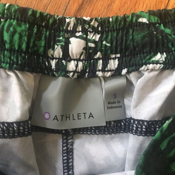 SOLD Athleta Running Shorts - Picture 4 of 6